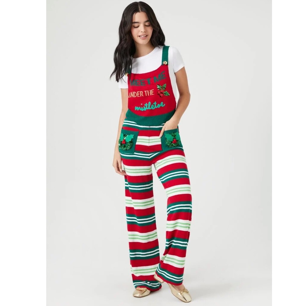 Meet me under the mistletoe overalls